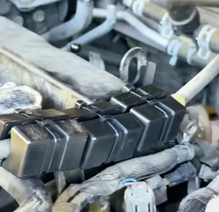 Ahorradores Sr Camaro instalados en la línea de combustible del motor